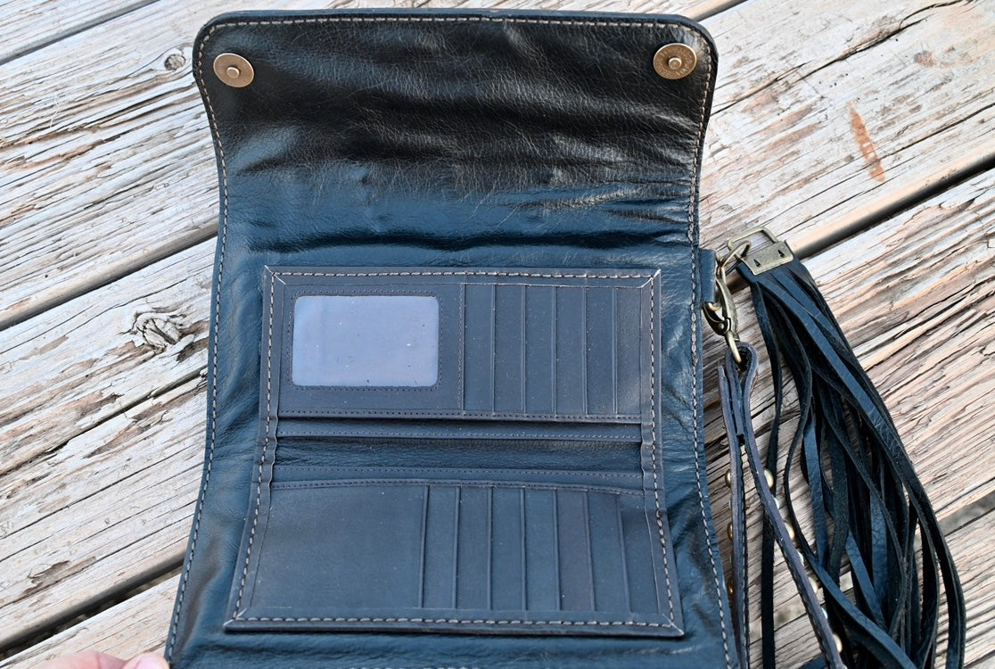 Clutch wallet