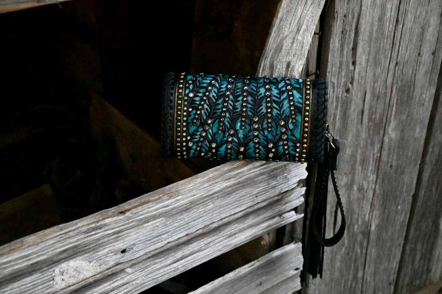 Clutch wallet