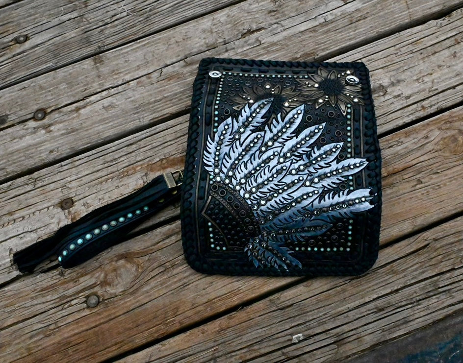 Clutch wallet