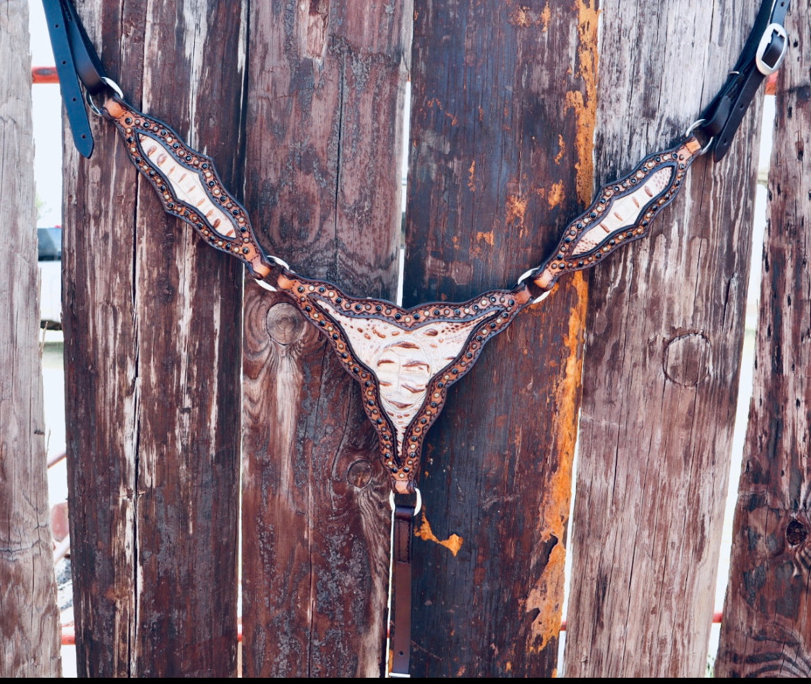 Breast Collar