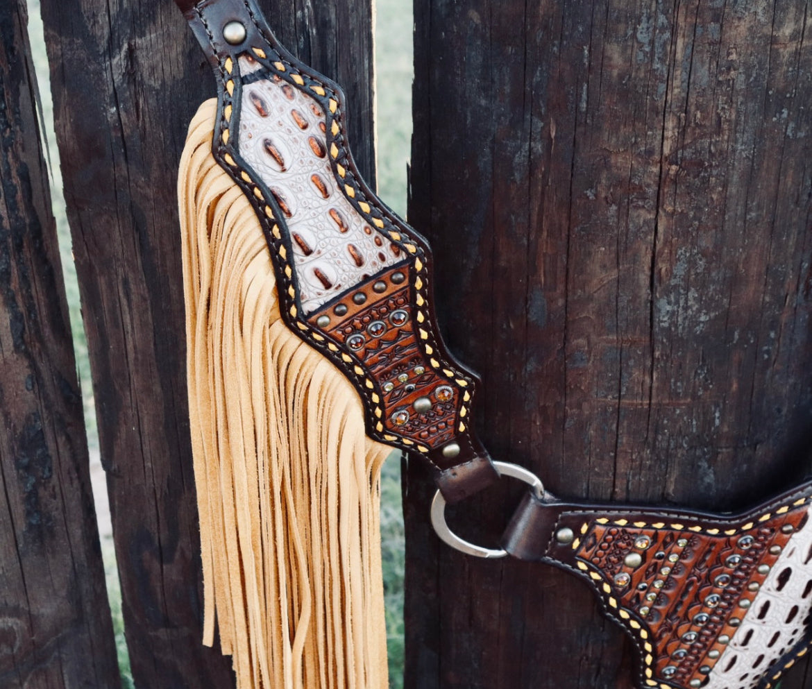 Breast collar